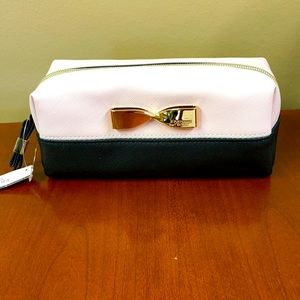 Victoria’s Secret small makeup bag